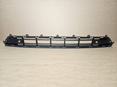 Средняя решётка бампера volvo xc40 c40 ex40 ec40 19- inscription r-design фото №1