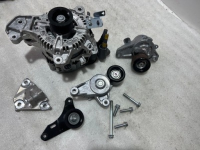 Suzuki s-cross генератор 1.4 turbo hybrid год 2023 фото №1