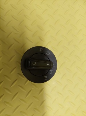 Skoda rapid ii вимикач світла 5e0941431f фото №1