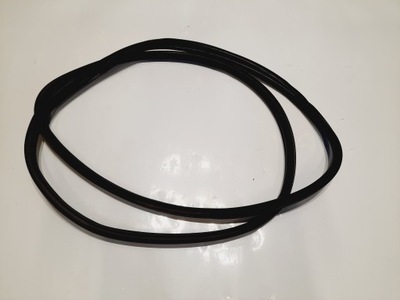 Porsche cayman r 987 11r прокладка кришки багажника 98751261100 фото №1