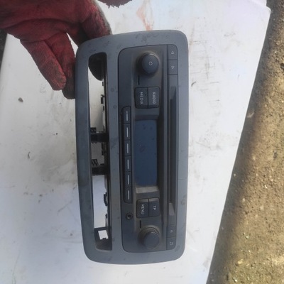 Радио автомобильные seat ibiza 4 iv 6j0035156azt фото №1