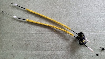 Audi a6 c6 трос тяга замка правый задняя фото №1