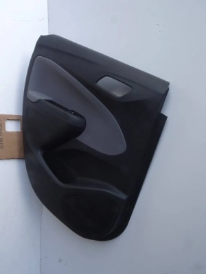 Opel crossland оббивка ліва обшивка лівий задня фото №1