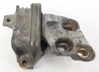 Кронштейн кронштейн двигуна mercedes w176 1.6 26008326 фото №1