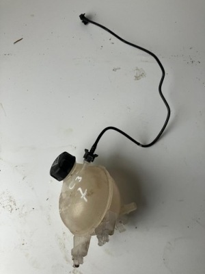Бачок расширительный трубка wody citroen c3 iii 9800777280 фото №1