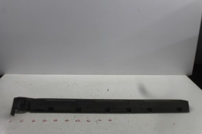 Молдинг накладка поріг права dacia duster ii 17-24 фото №1