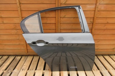 Двері задні праве bmw 3 e90 sedan фото №1