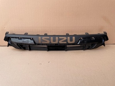 Isuzu d-max iii решётка радиатора решётка радиатора бампера перед фото №1