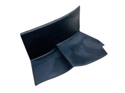 Corolla e21 универсал заглушка винт лампы правый задний фото №1