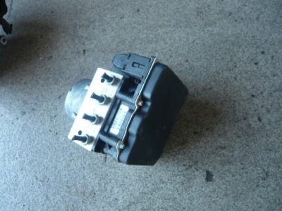 Насос тормозная abs 0265951048 mitsubishi colt vi фото №1