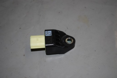 Датчик удару lexus nx300 89831-78020 фото №1