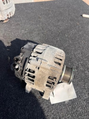 Peugeot 208 генератор 9818677980 фото №1