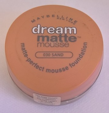 Maybelline Dream Matte Mousse Podkład Sand 030