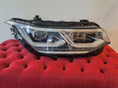 Vw tiguan 2 лампа права перед lift фото №1