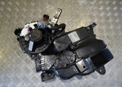 Mercedes gl x166 w166 обігрівач a1668301660 фото №1