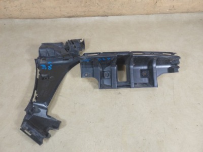 Volvo c30 направляющая бампера правый задняя 30657219 фото №1