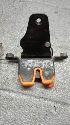 Замок крышки skoda fabia 6y0827501j фото №1