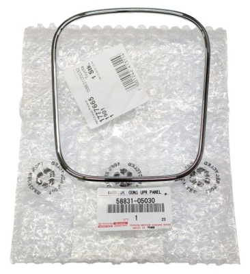 Оригінальна рамка хром чохол важеля перемикання передач перемикання передач toyota avensis t27 58831-05030 фото №1