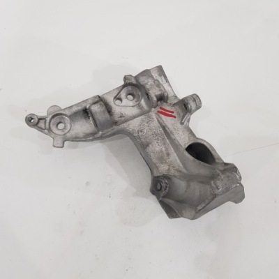 Кронштейн генератора peugeot 1.6 hdi 9685991680 фото №1