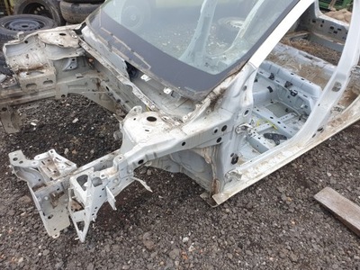 Renault megane iii чверть лівий перед поріг фото №1