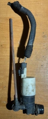 Помпа распылителя renault megane scenic laguna ii 8200067015 фото №1