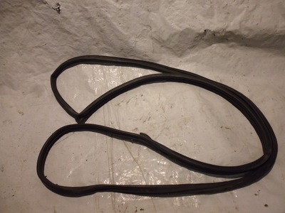 Прокладка вокруг дверь задняя левая volvo s40 фото №1