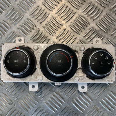 Панель обдув кондиционера 275106521r renault master iii фото №1