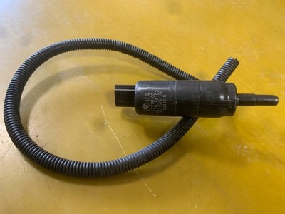 Помпа распылителя фара bmw f11 5 f10 фото №1