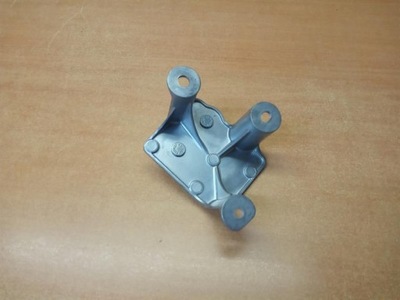 Кронштейн mercedes sl r231 400 3.0 v6 a2316201114 фото №1