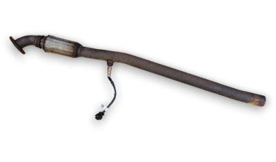 Труба вихлопна гасник середній infiniti q30 фото №1