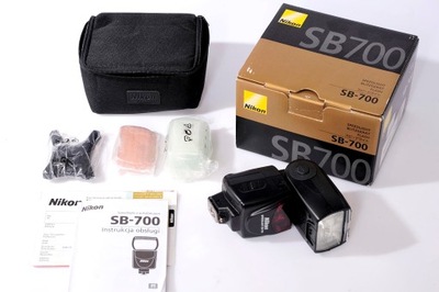 Nikon SB-700 lampa blyskowa