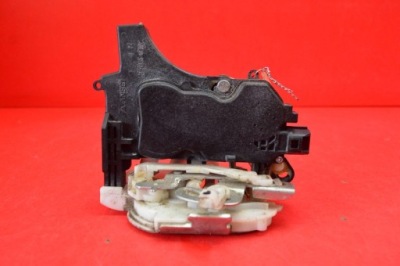 Замок двері правий задня mitsubishi lancer viii sedan фото №1