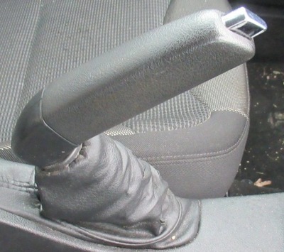 Peugeot 308 важіль перемикання передач фото №1