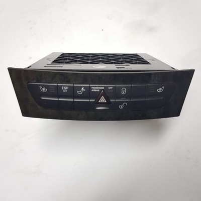 Mercedes e klasa w211 панель керуючий бардачок фото №1