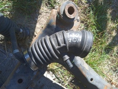 Nissan x-trail t30 2.0 b шланг труба воздуха oryg. фото №1