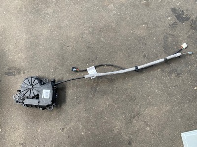 Bmw 7 g11 g12 замок доводчик задний крышки 7357097 фото №1