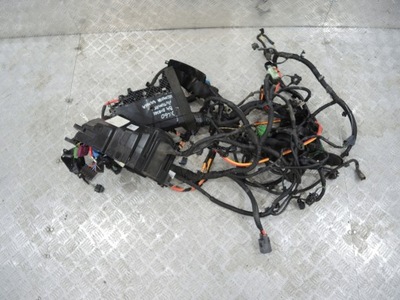 Volvo xc60 ii b4 электропроводка отсек двигателя автоматическая коробка передач фото №1