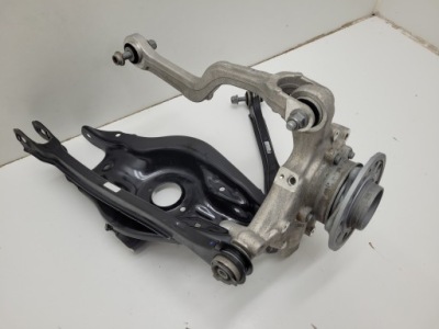 Mercedes c klasa 206 поворотний кулак права задня фото №1