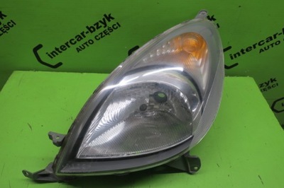 Toyota yaris verso фара левый 1999 2000 2001- фото №1