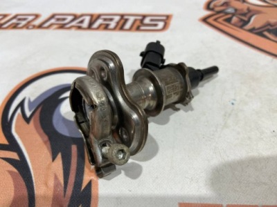 Форсунка adblue f-pace x761 mx73-189e3-aa фото №1