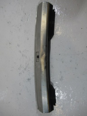 Порог багажника audi a4 b8 8k9864483a фото №1