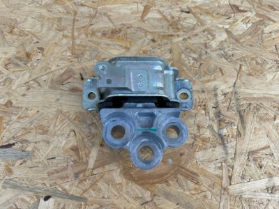 Fiat tipo 2 подушка кронштейн двигателя 51983877 фото №1