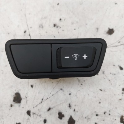 Hyundai ix35 кнопка регулювання освітлення 93700-2s300 фото №1