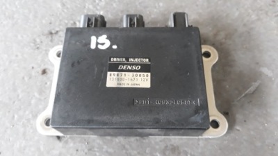Lexus is iii 300h 13- модуль блок управления 89871-30050 фото №1