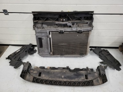 Citroen c3 picasso 11r 1.4 pas передній радіатор фото №1