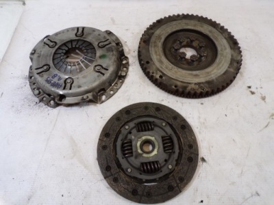 Сцепление toyota avensis 1.8 120028510 luk фото №1