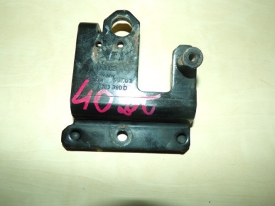 Vw t5 multivan 2.5 tdi 04- зачіп кронштейн кронштейн вушко фото №1