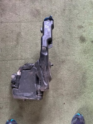 Бак омивача mercedes c w204 2048601960 фото №1