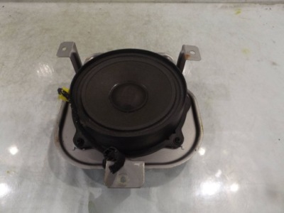 Alfa 147 3d динамік правий задній фото №1