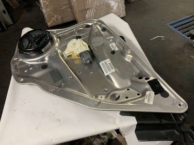 Mercedes glk x204 підйомник скло правий задня фото №1